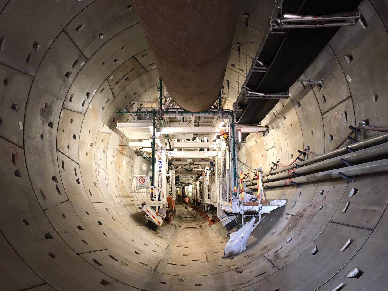פרויקטים של ES RUBBER בכתב העת המקוון Tunneltalk